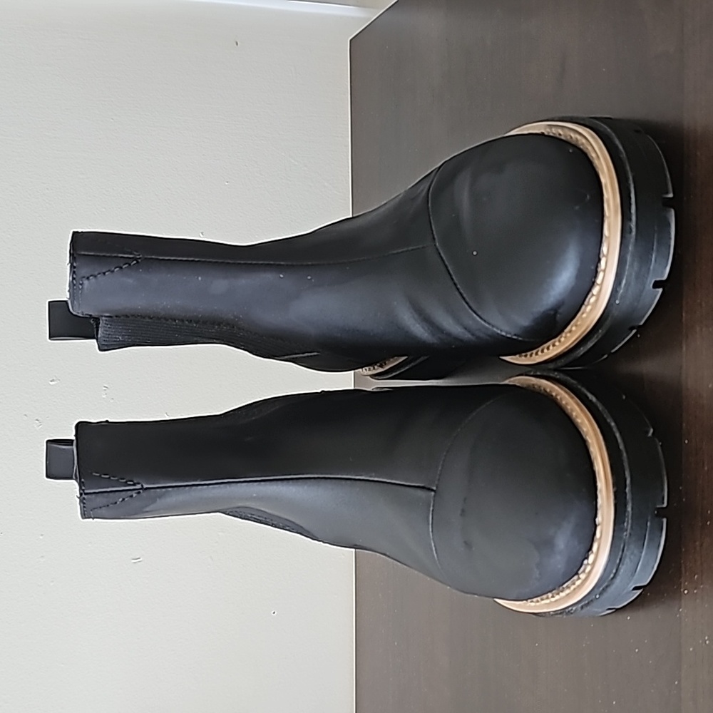 TOMS ankle boots